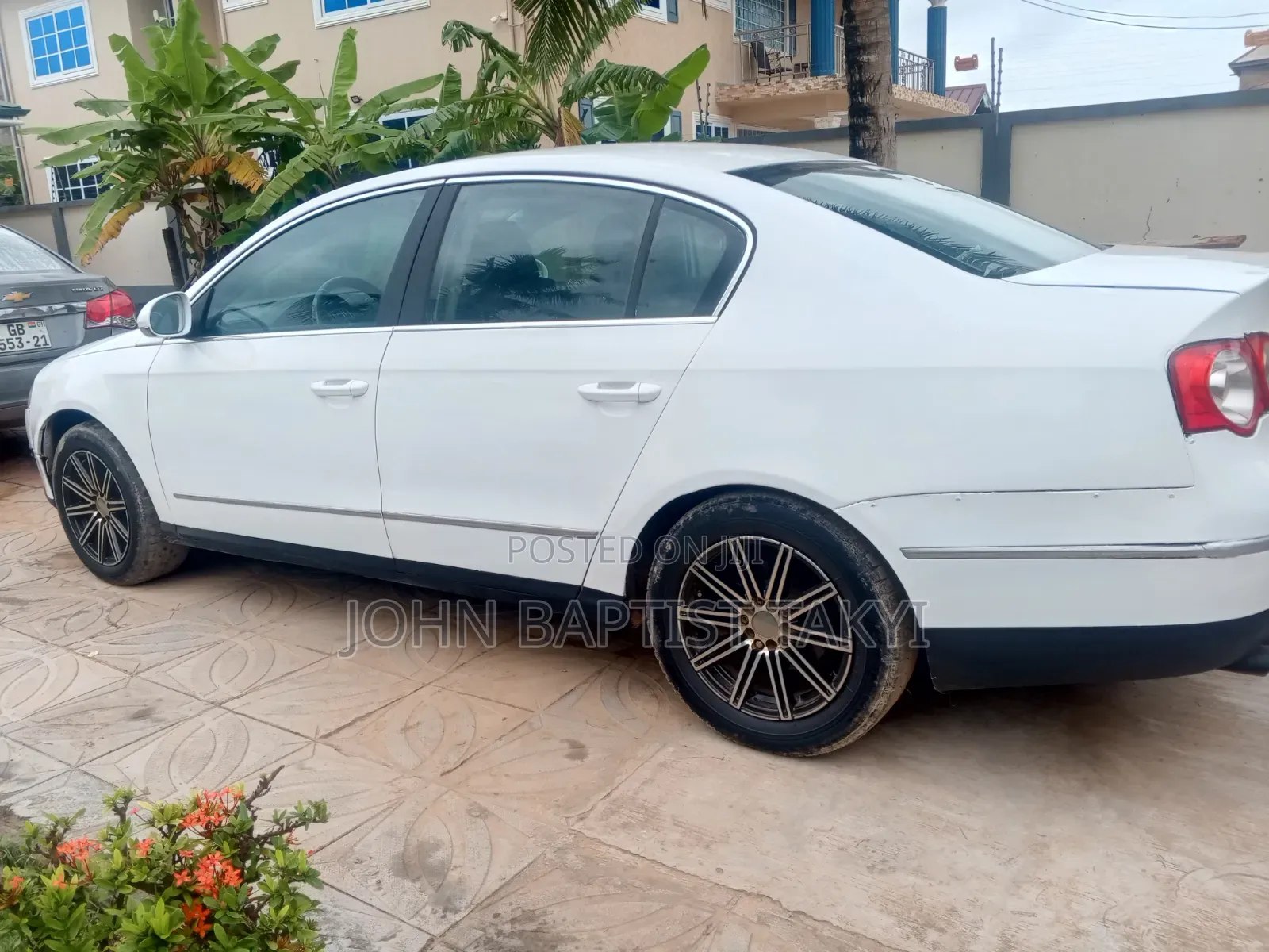 Volkswagen Passat 2008 White