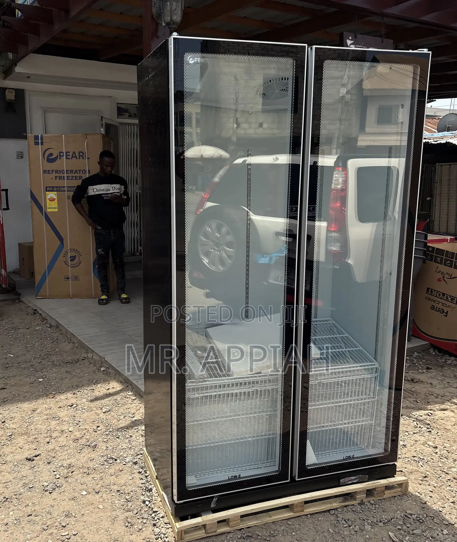 Energy Sufficient Pearl PVC-801-27AA Display Refrigerator(Black)