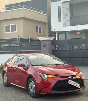 Toyota Corolla LE 2020 Red