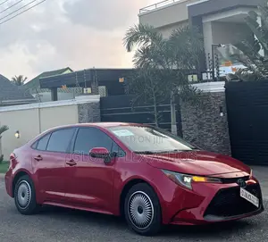Toyota Corolla LE 2020 Red