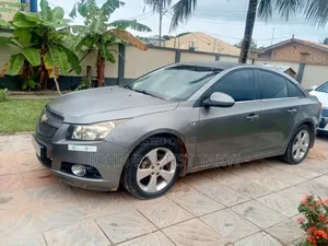 Chevrolet Cruze 2012 Gray