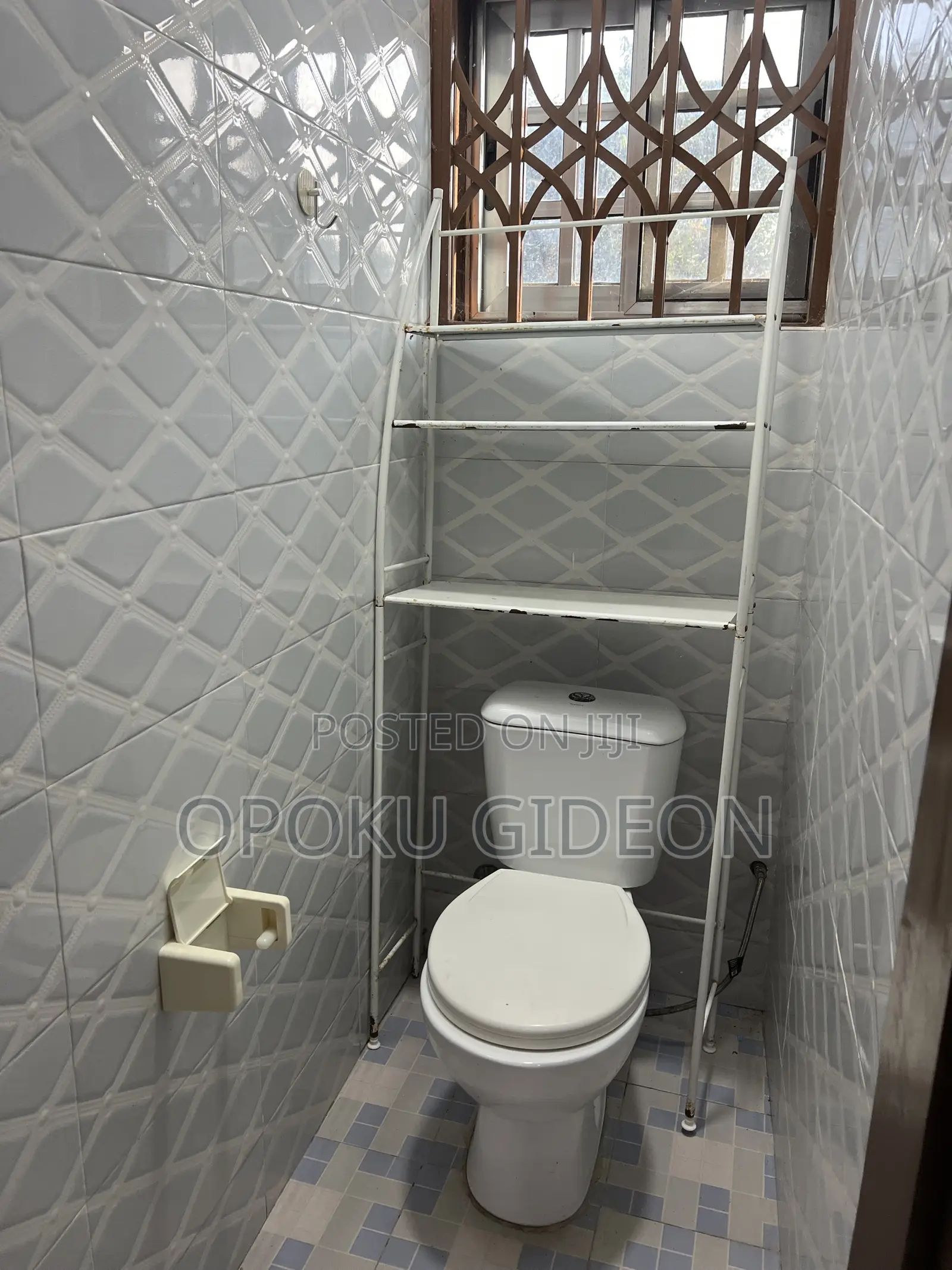 3bdrm Apartment in Borkoborko, Ablekuma for rent