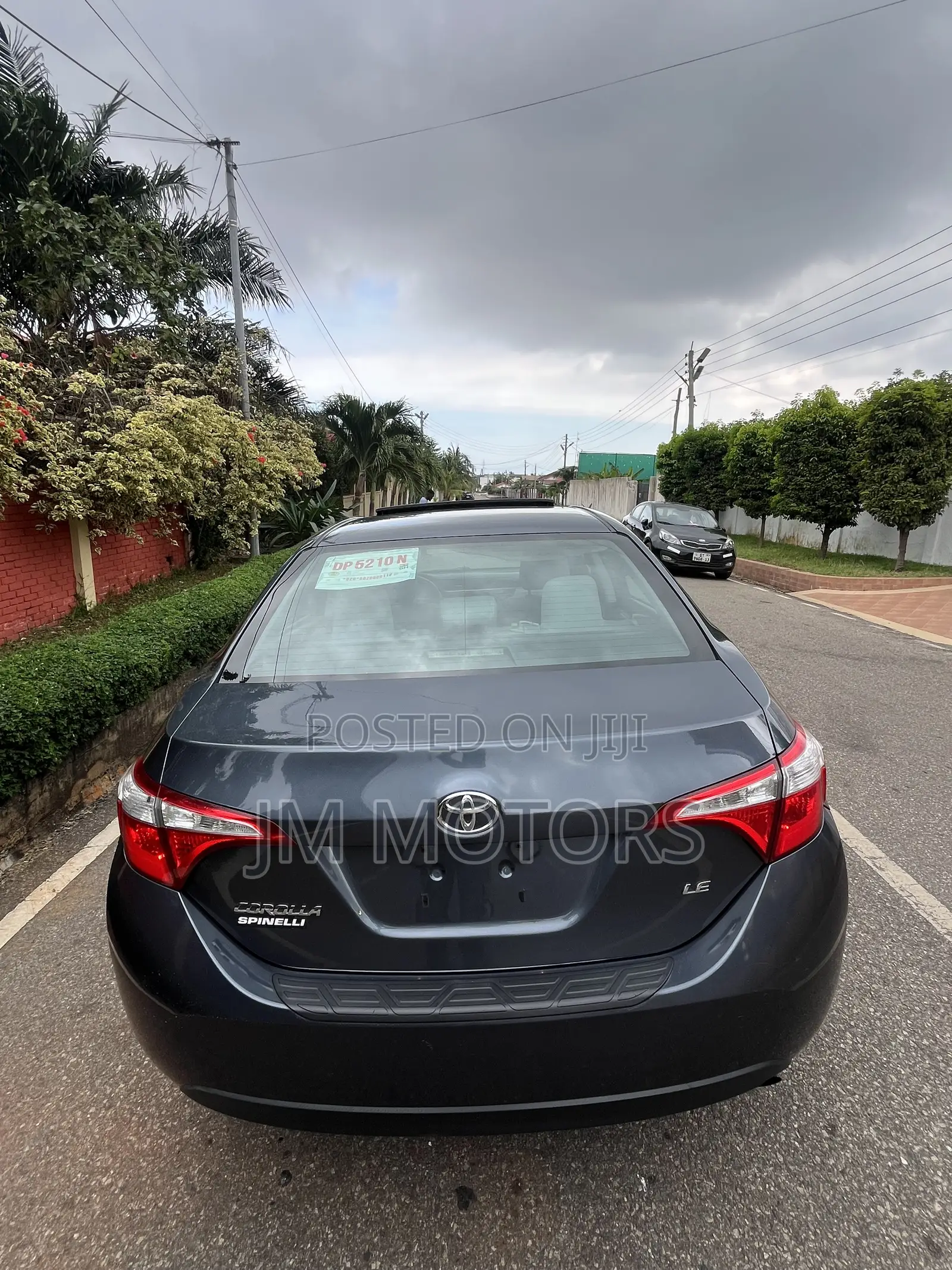 Toyota Corolla LE Premium 4dr Sedan (1.8L 4cyl CVT) 2016 Gray