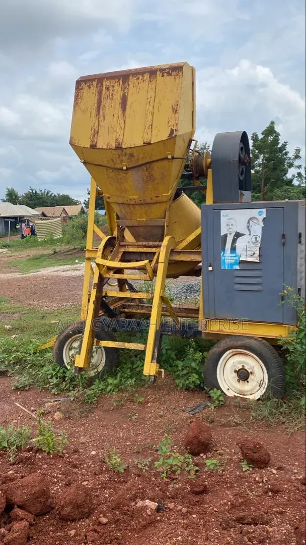 350L Self-Loader Concrete Mixer (Diesel)