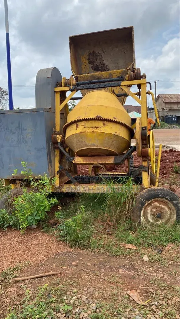 350L Self-Loader Concrete Mixer (Diesel)