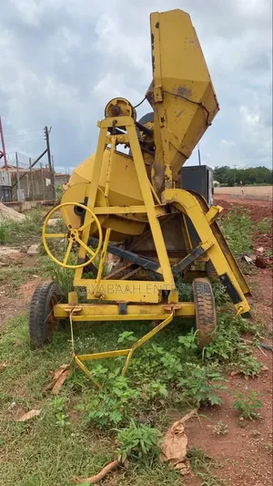 350L Self-Loader Concrete Mixer (Diesel)