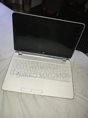 Laptop HP Pavilion 15 4GB Intel Core i3 HDD 500GB