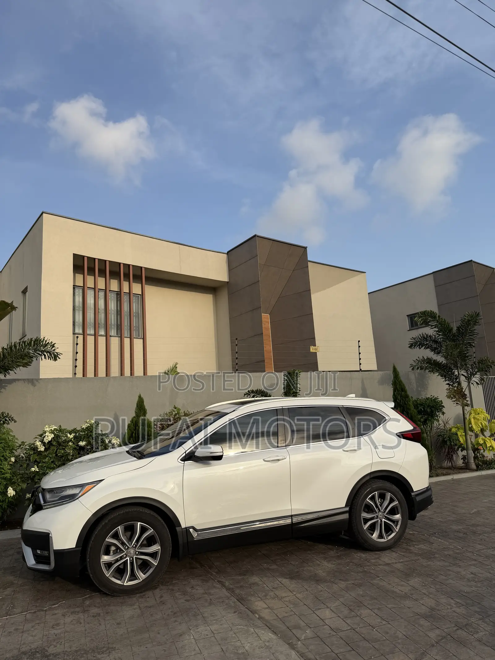 Honda CR-V Touring 2021 White