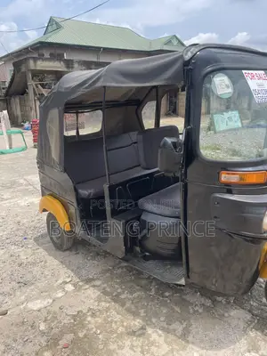 Bajaj RE 2023 Black