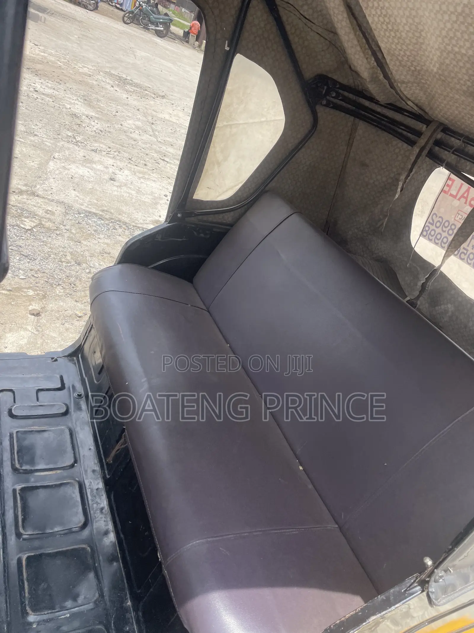 Bajaj RE 2023 Black