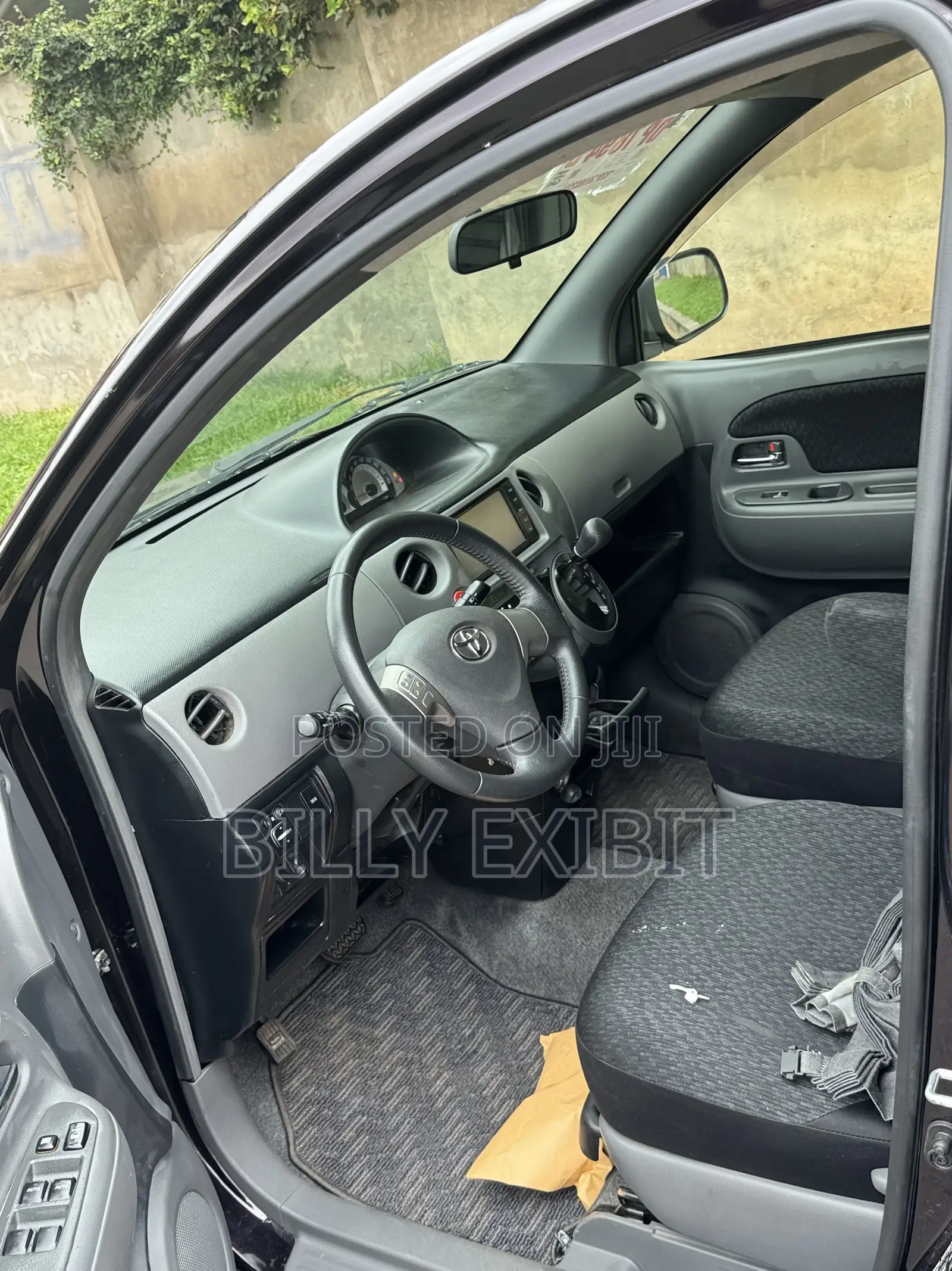 Toyota Sienta 1.5 AWD 2015