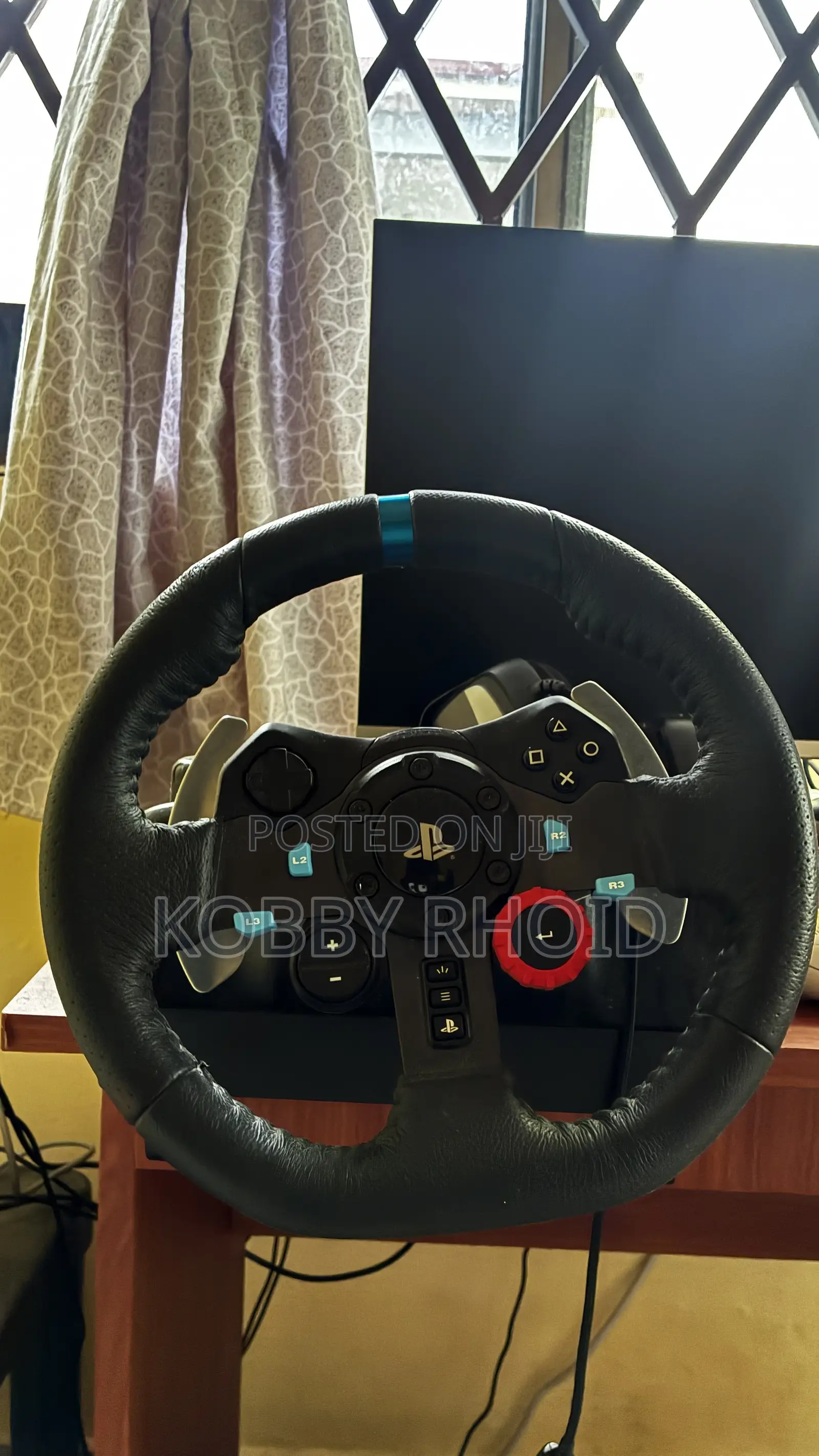LOGITECH G29 Driving Force Racing Wheel