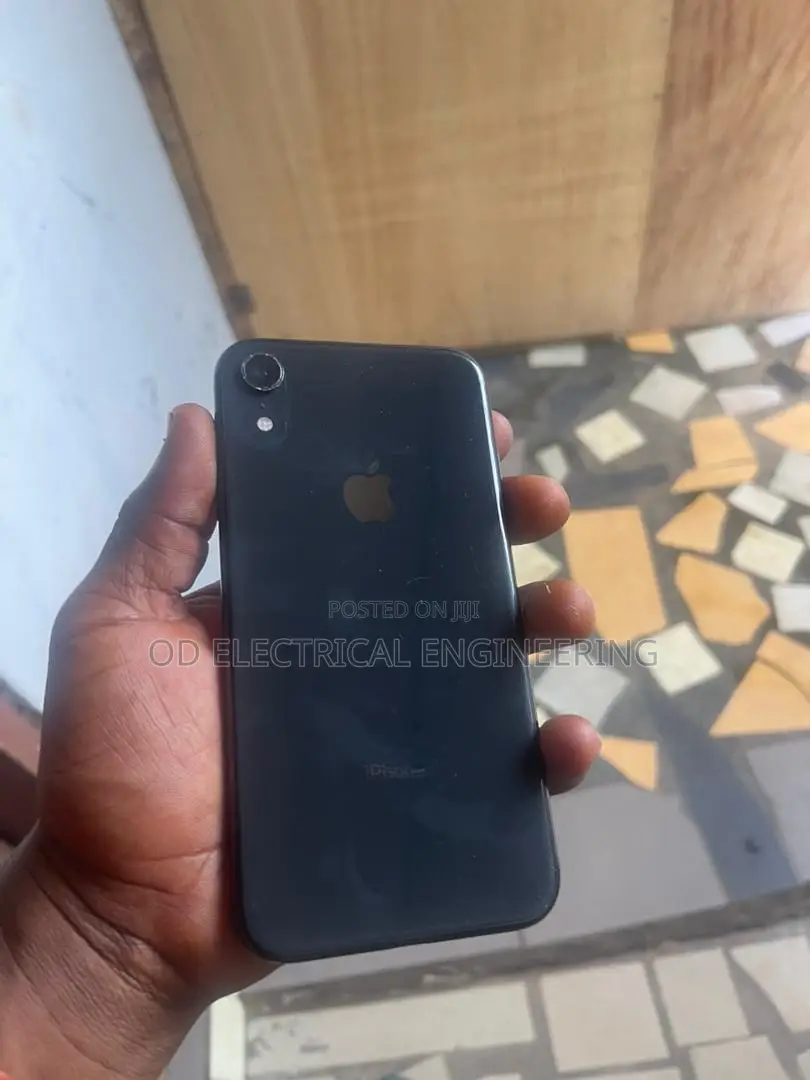 Apple iPhone XR 64 GB Black