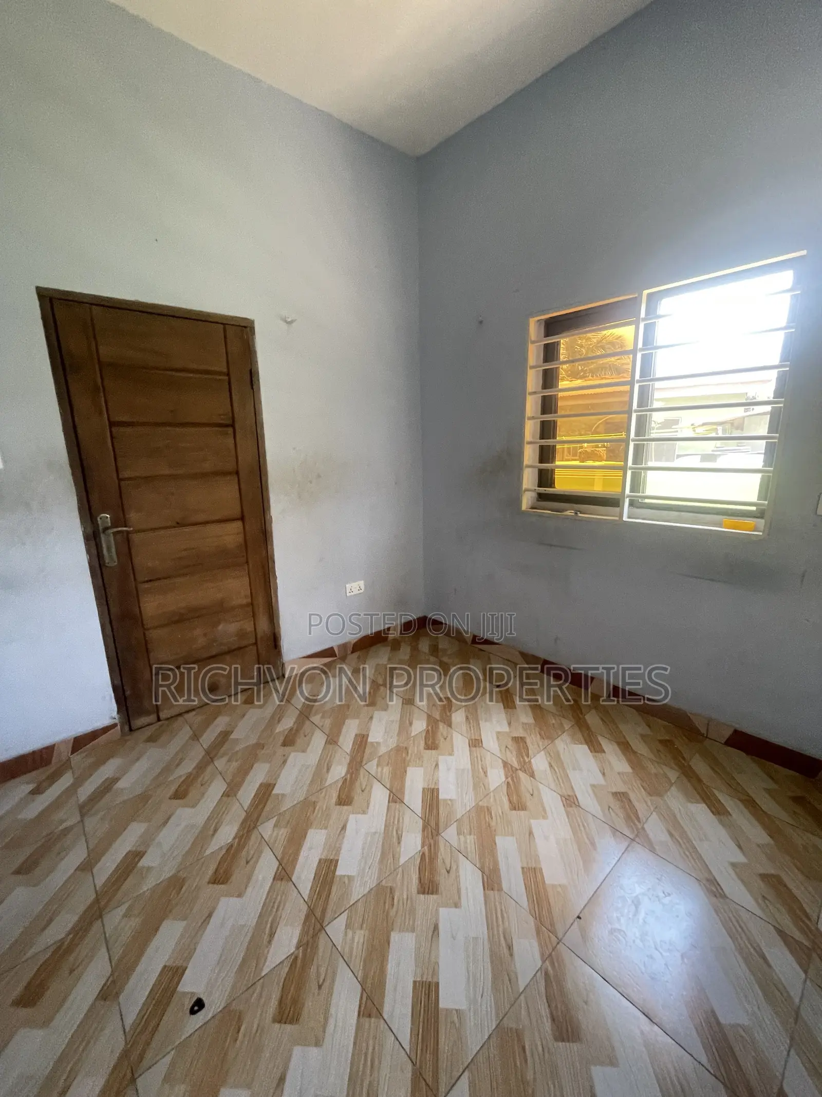 3bdrm Bungalow in Richvon Properties, Lashibi for rent