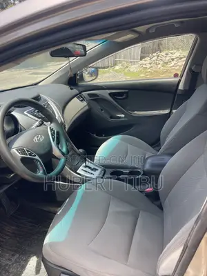 Hyundai Elantra 2012 Brown