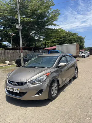 Hyundai Elantra 2012 Brown