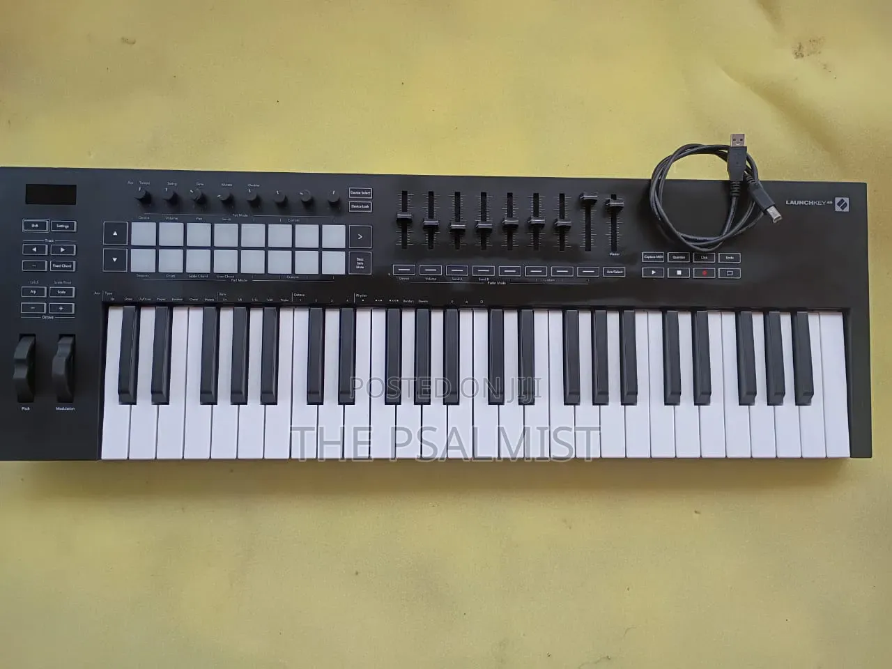 Novation Launch Key 49 Midi Controller With 16drumpads