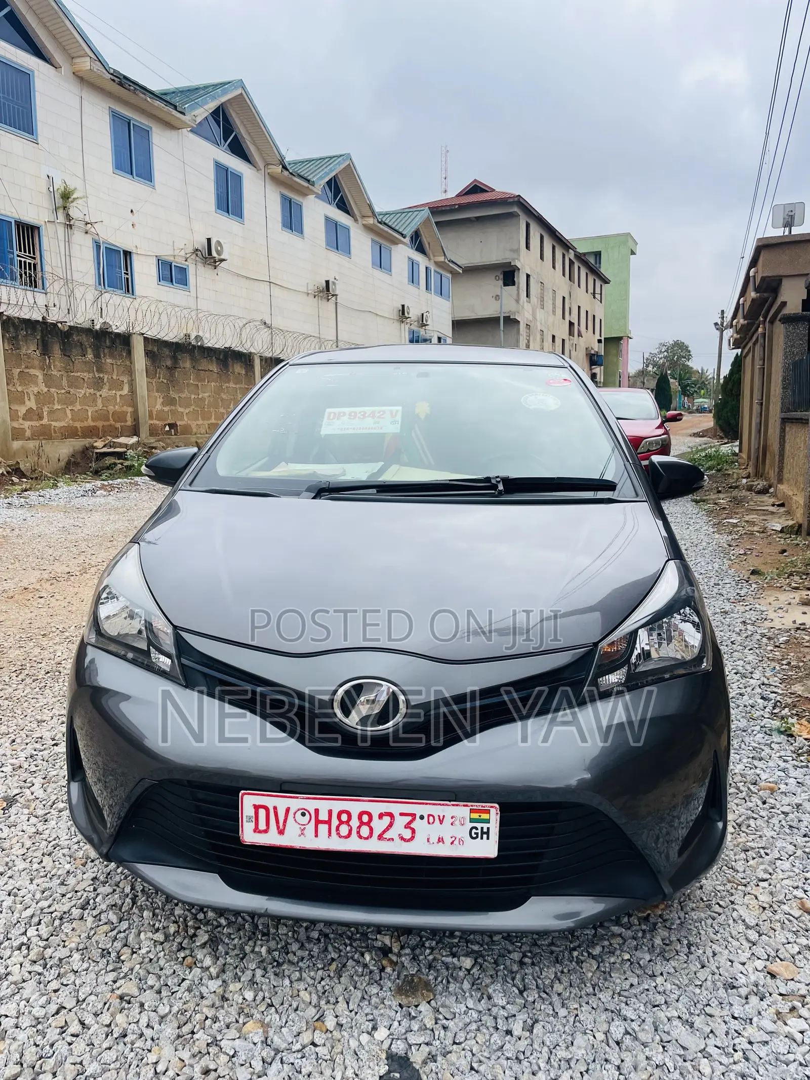 Toyota Vitz 1.3 FWD 3dr 2015 Black