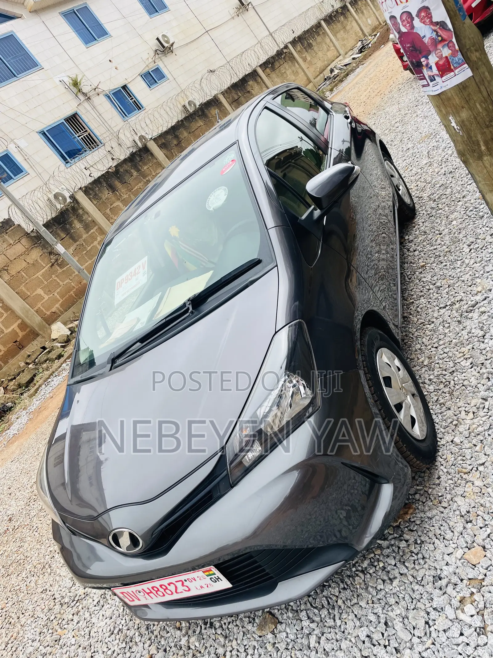 Toyota Vitz 1.3 FWD 3dr 2015 Black