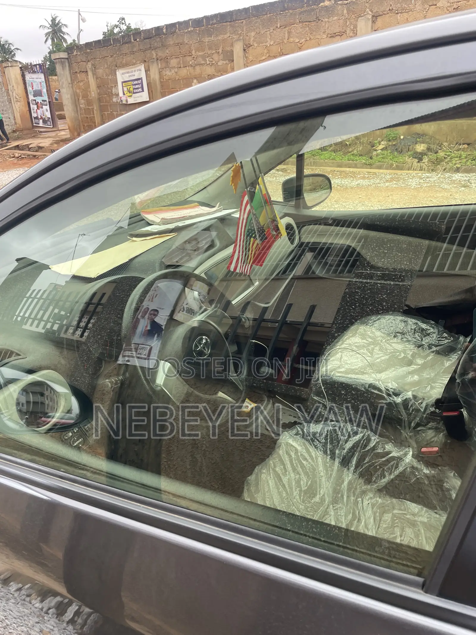 Toyota Vitz 1.3 FWD 3dr 2015 Black