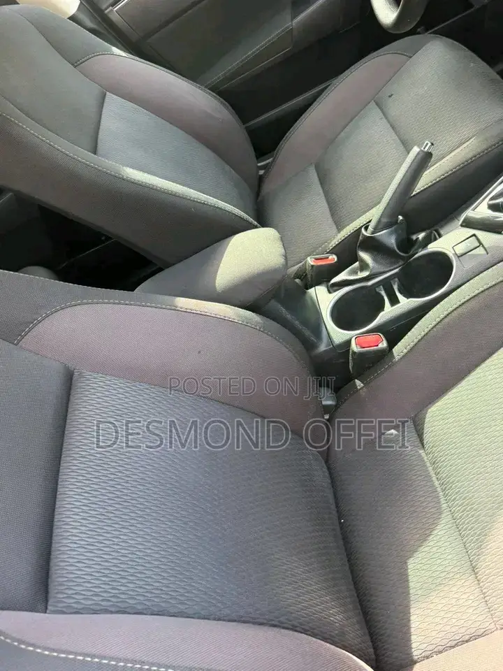 Toyota Corolla 2018 Gray