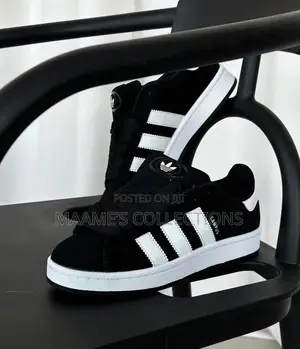 Premium Men’s Designer Sneakers – Stylish & Trendy