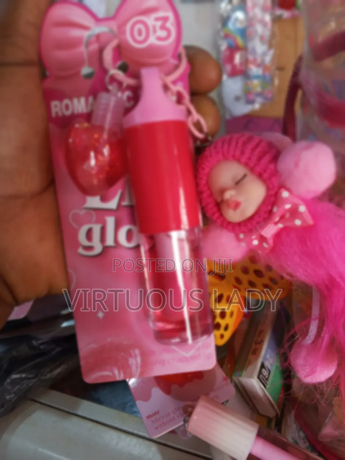 Ladies 3in1 Lip Gloss With Nice Flavours and Holders