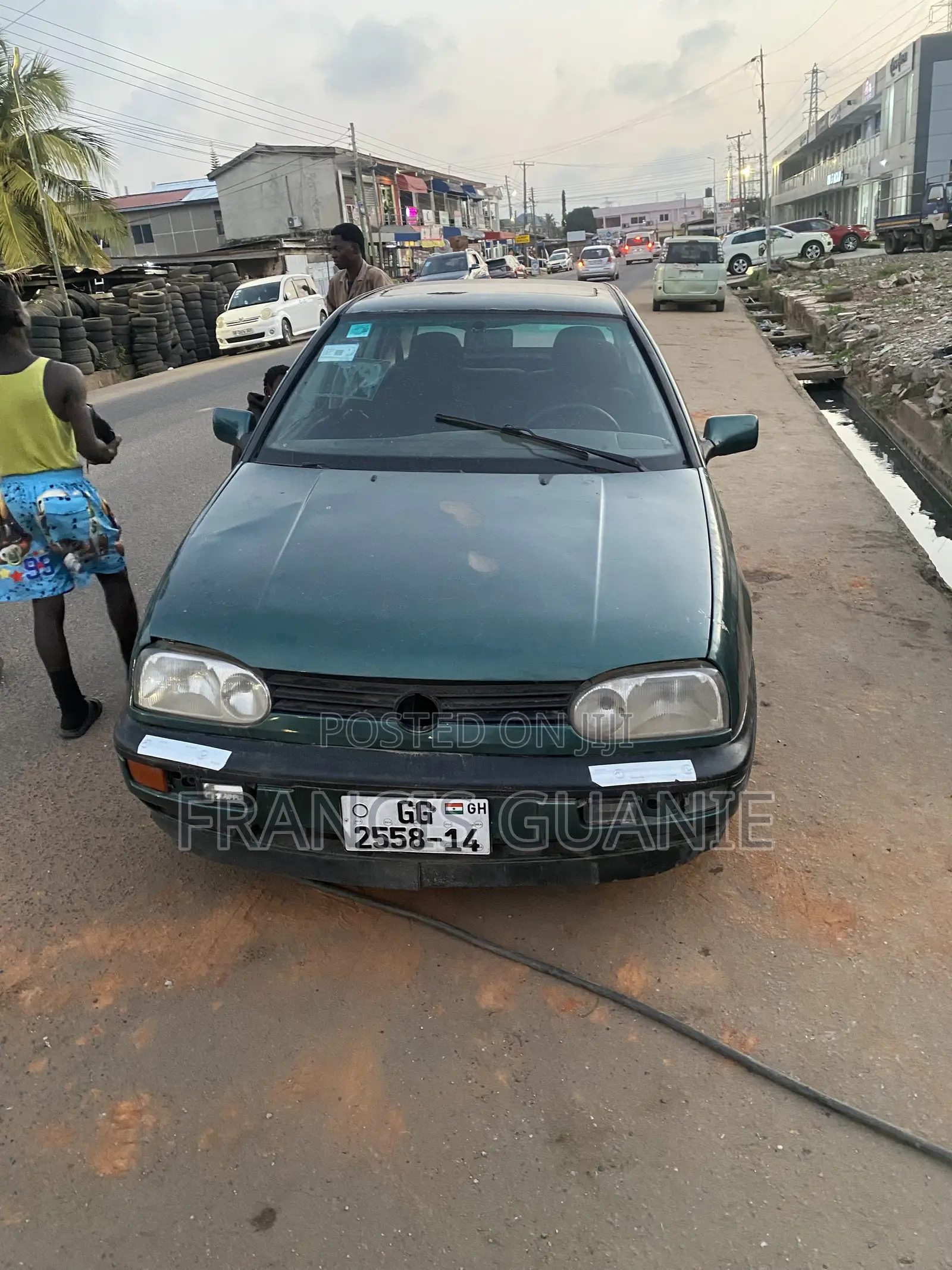 Volkswagen Golf 2000 Green