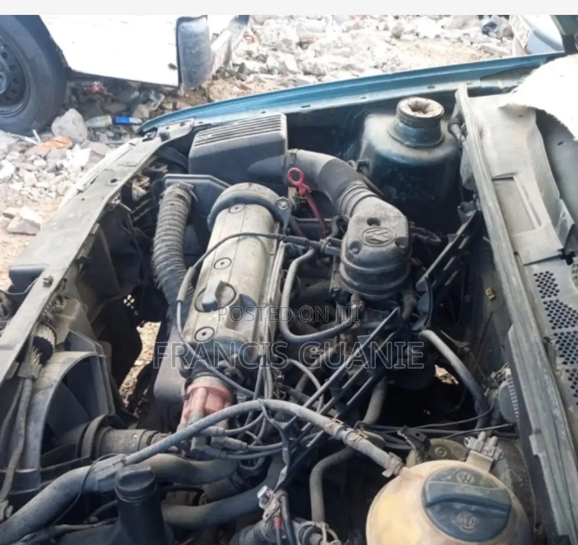 Volkswagen Golf 2000 Green