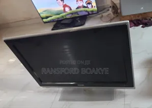 Phillips TV 32inch With Free Decoder