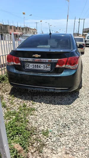 Chevrolet Cruze 1LT 4dr Sedan (1.4L 4cyl Turbo 6M) 2014 Green