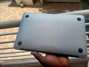 Laptop Apple MacBook Air 4GB Intel Core i5 SSD 128GB