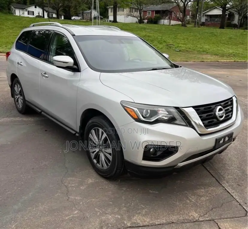 Nissan Pathfinder SL 4dr 4x4 (3.5L 6cyl) 2017 Silver