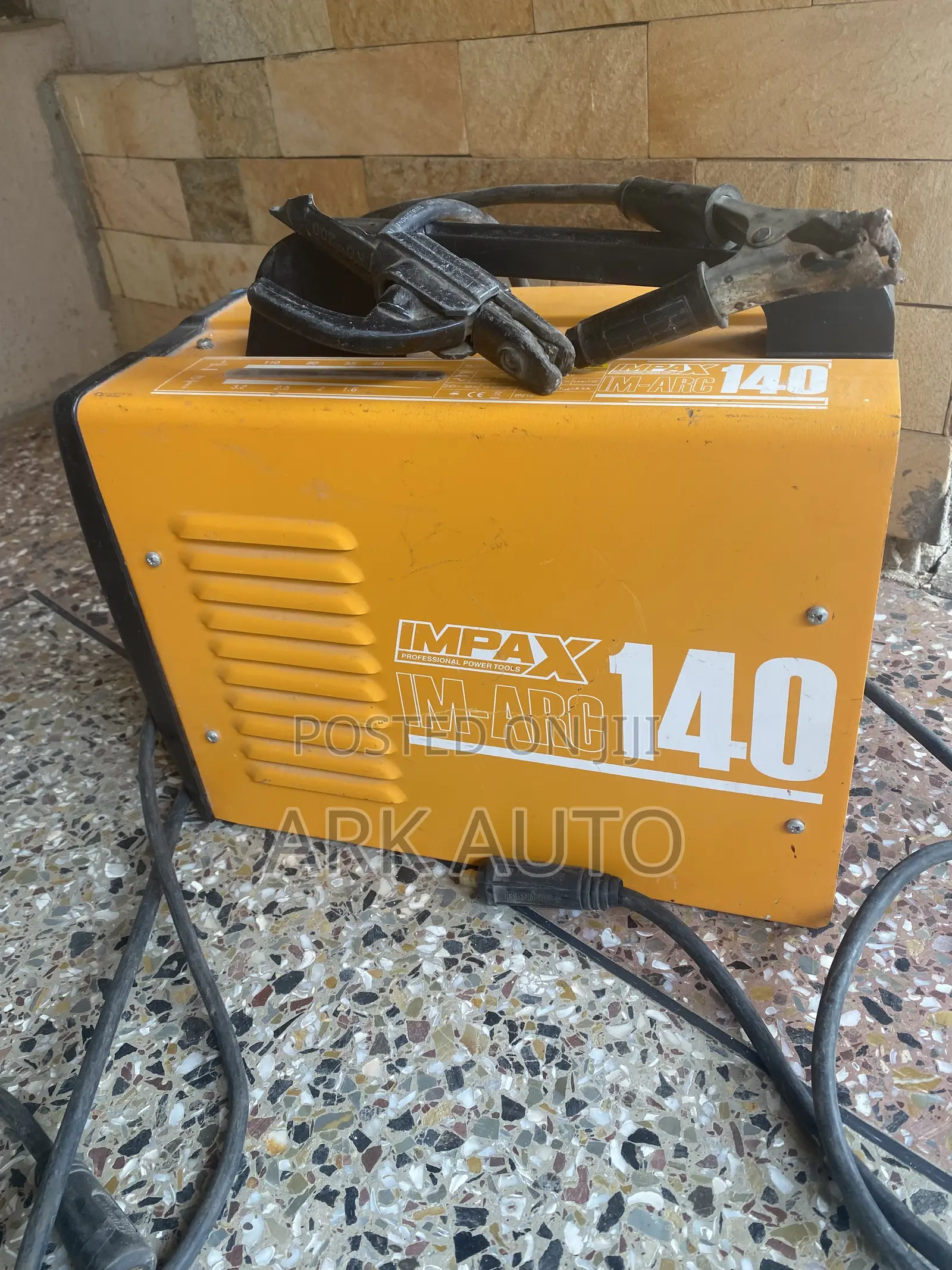 Impax IM-ARC140A Arc Car Charger Battery 240V