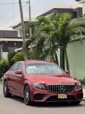 Mercedes-Benz E350 2020 Red