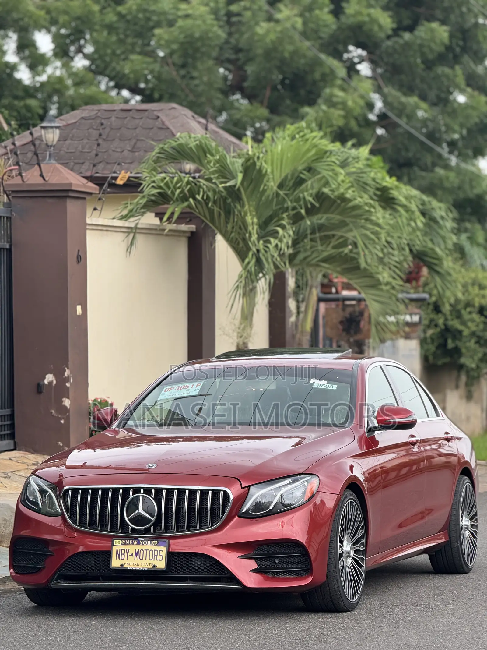 Mercedes-Benz E350 2020 Red