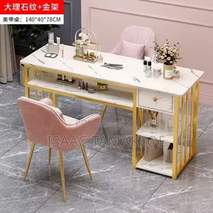 Manicure Table With 2 Chairs