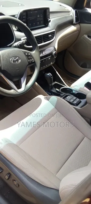 Hyundai Tucson 2020 Red