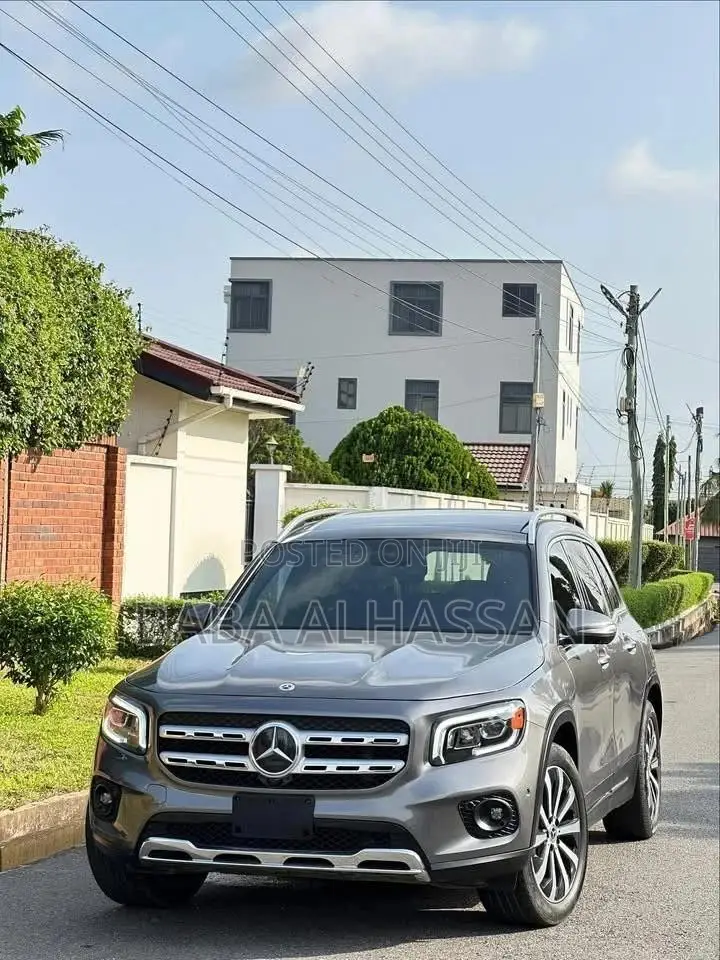Mercedes-Benz GLB-Class GLB 250 4MATIC 2022 Gray