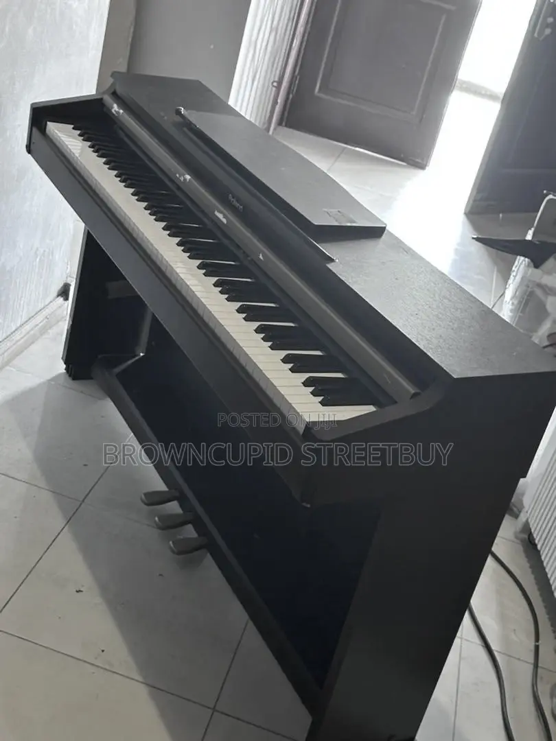 Roland Piano
