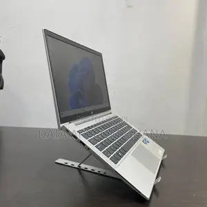 Laptop HP EliteBook 830 G8 8GB Intel Core i5 SSD 256GB