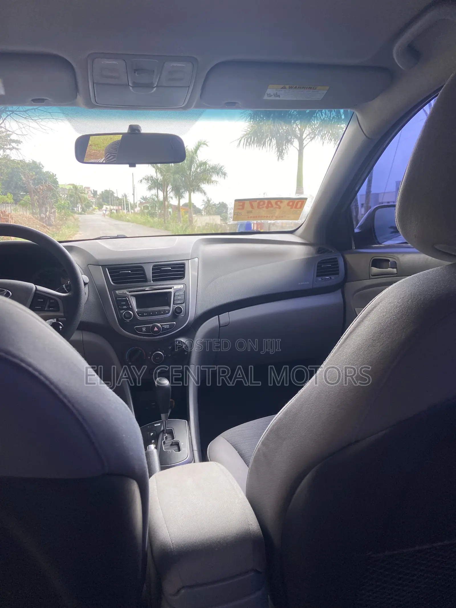 Hyundai Accent SE Sedan 2016 Silver
