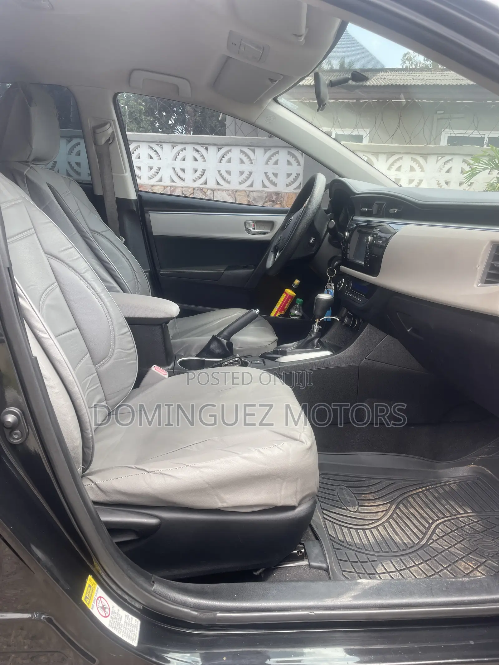 Toyota Corolla 2016 Black