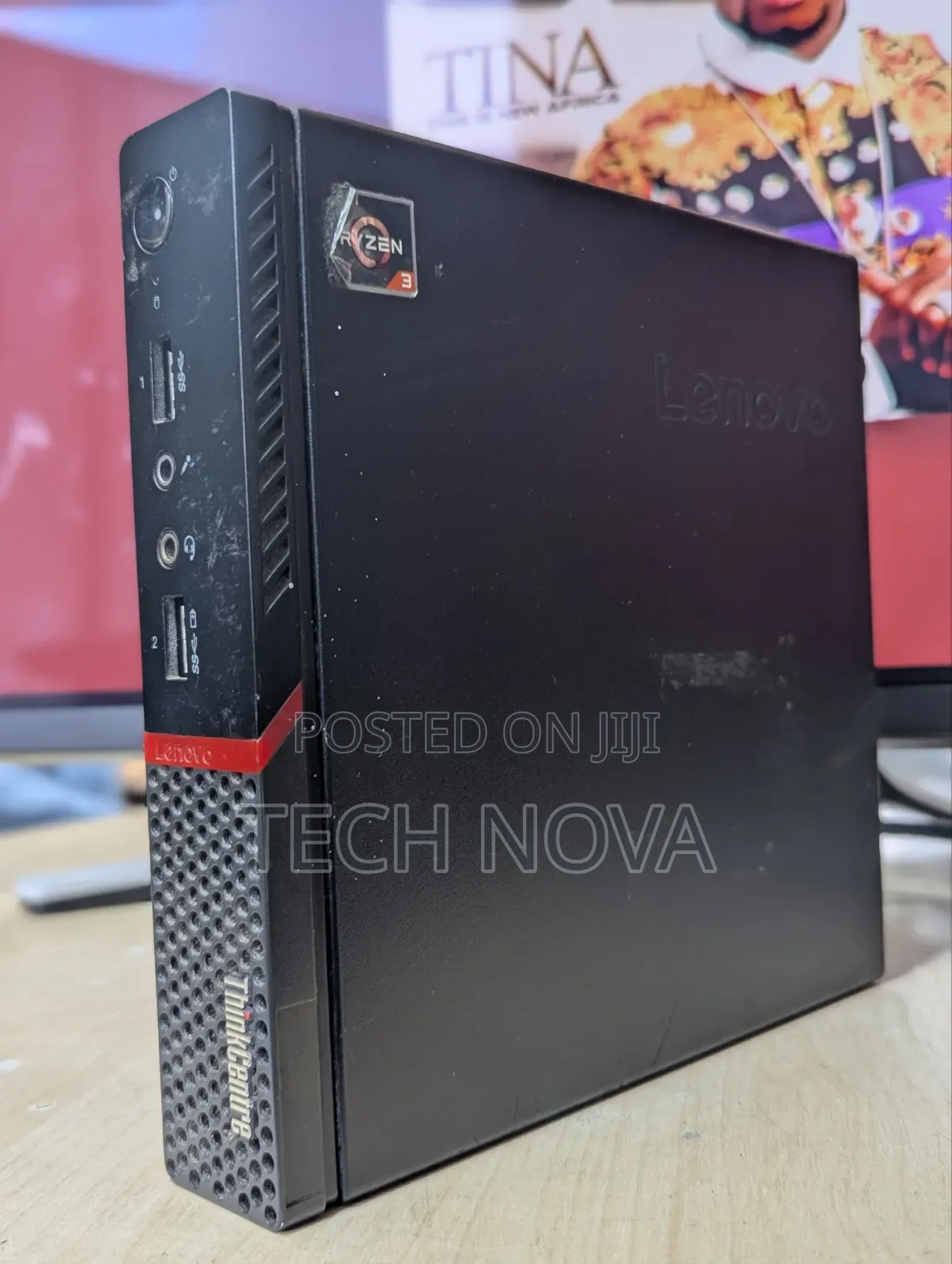 Desktop Computer Lenovo ThinkCentre M715 Tiny 8GB AMD Ryzen 3 SSD 256GB