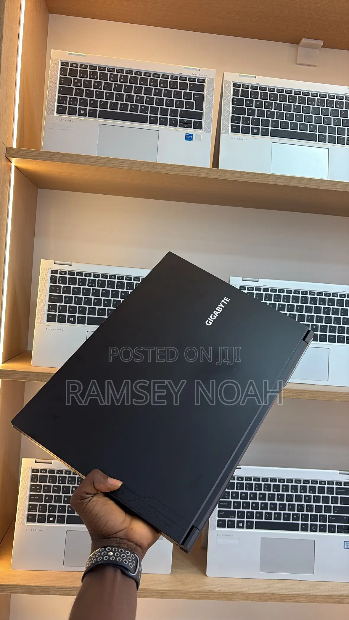 Laptop Gigabyte G6 16GB Intel Core i7 SSD 1T