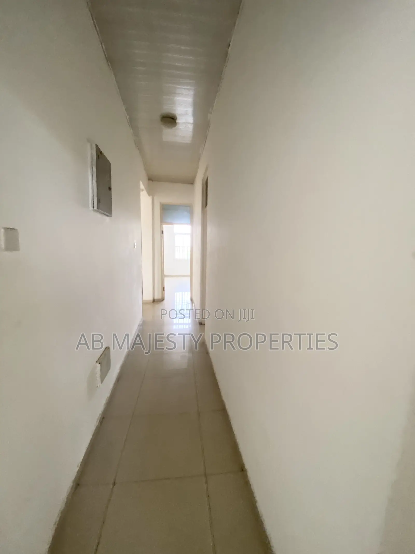 4bdrm Apartment in Ab Majesty, School Junction for rent
