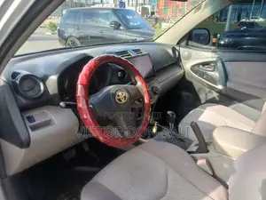 Toyota RAV4 2.5 4x4 2010 Silver