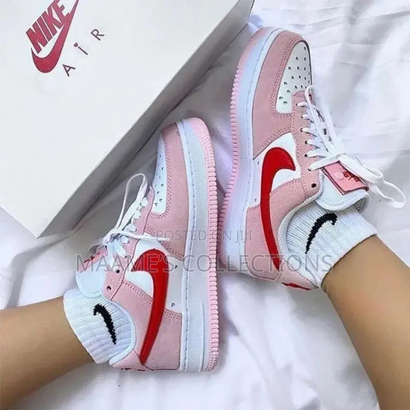 Trendy Men’s Premium Sneakers | Stylish & Comfortable (Nike & Jordan )