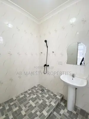 2bdrm Apartment in Ab Majesty, School Junction for rent