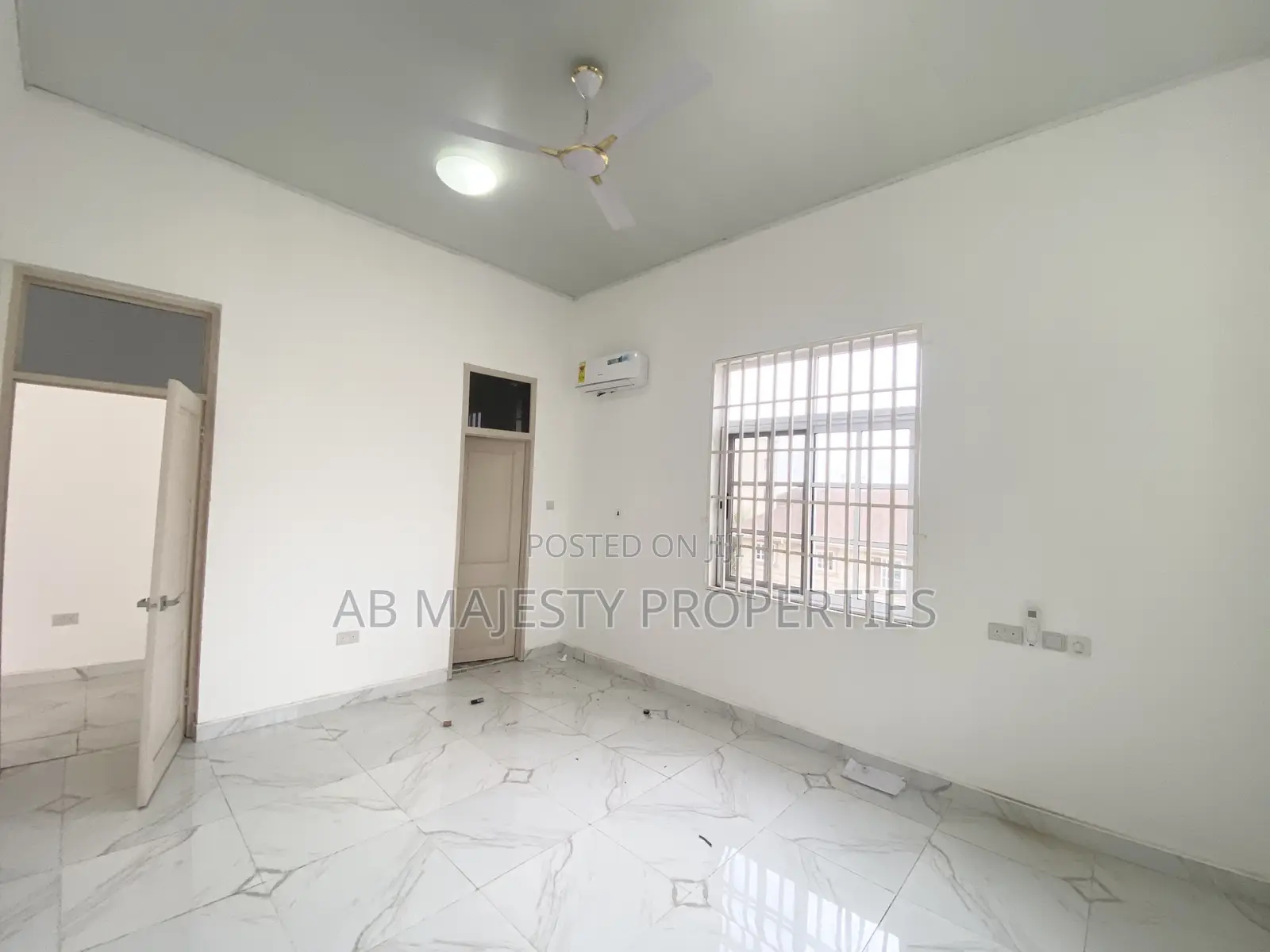 2bdrm Apartment in Ab Majesty, School Junction for rent